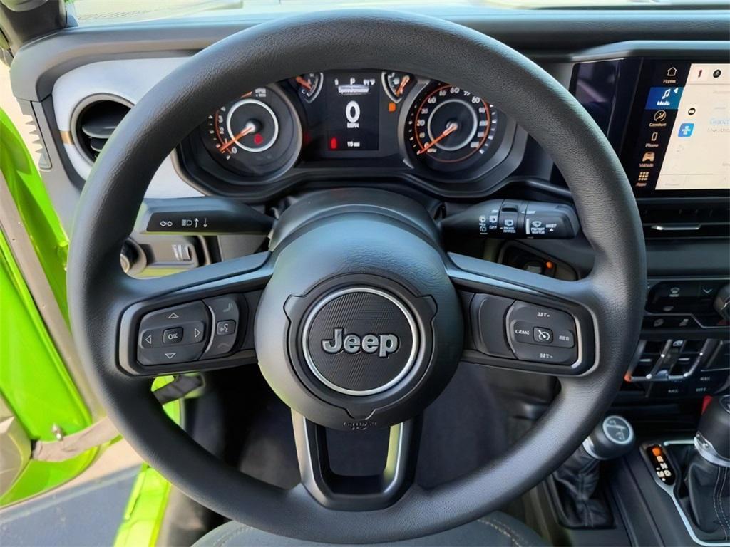 new 2025 Jeep Wrangler car, priced at $42,701