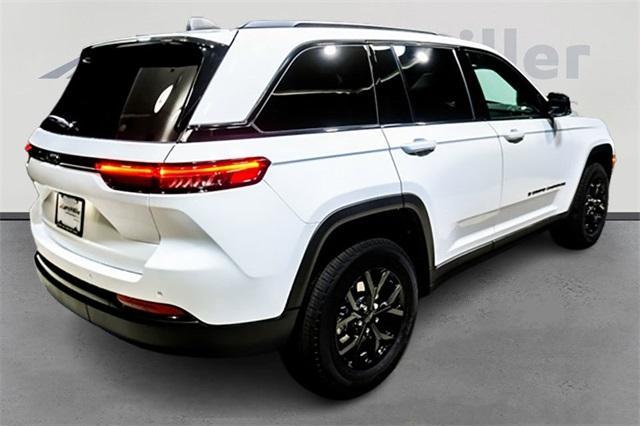 new 2025 Jeep Grand Cherokee car, priced at $41,777