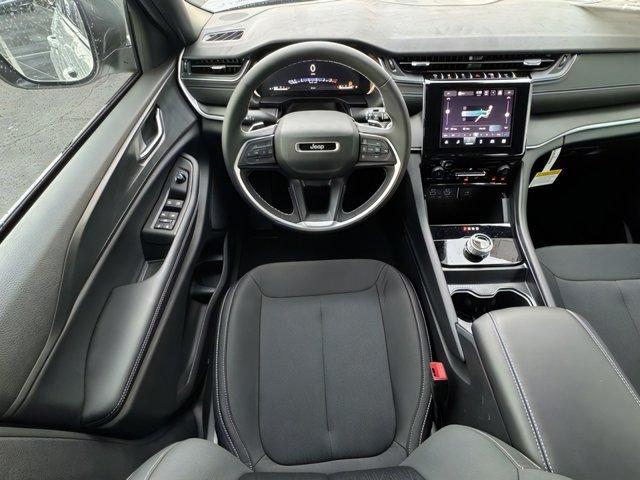 new 2025 Jeep Grand Cherokee car, priced at $30,717