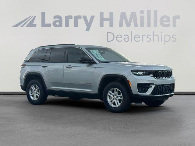 new 2025 Jeep Grand Cherokee car, priced at $30,717