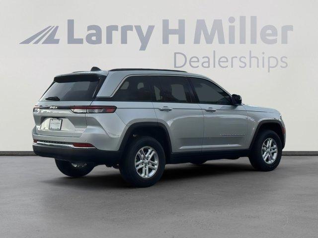 new 2025 Jeep Grand Cherokee car, priced at $30,717
