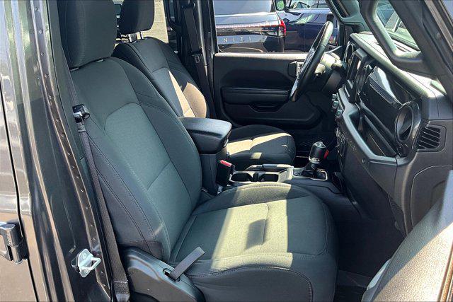 used 2021 Jeep Wrangler Unlimited car, priced at $32,995
