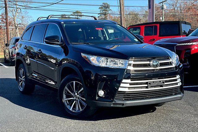 used 2018 Toyota Highlander car, priced at $26,499