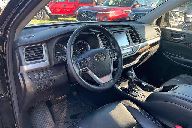 used 2018 Toyota Highlander car, priced at $26,499