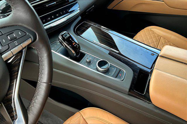 used 2023 Cadillac Escalade ESV car, priced at $62,392