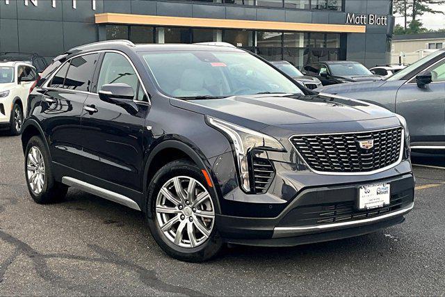 used 2022 Cadillac XT4 car, priced at $27,088
