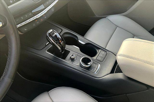 used 2022 Cadillac XT4 car, priced at $27,088