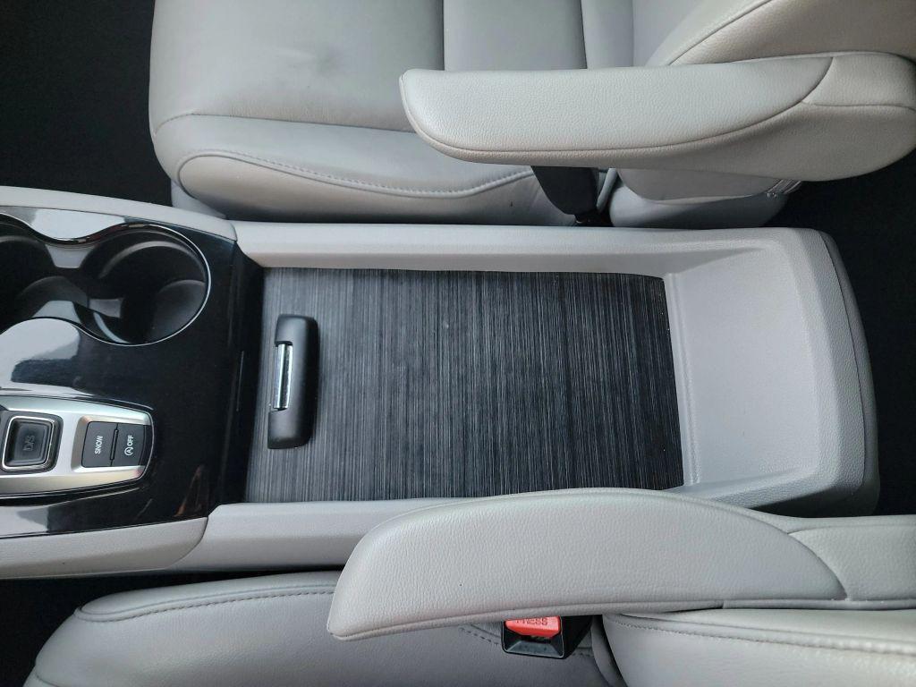 used 2016 Honda Pilot car, priced at $9,995