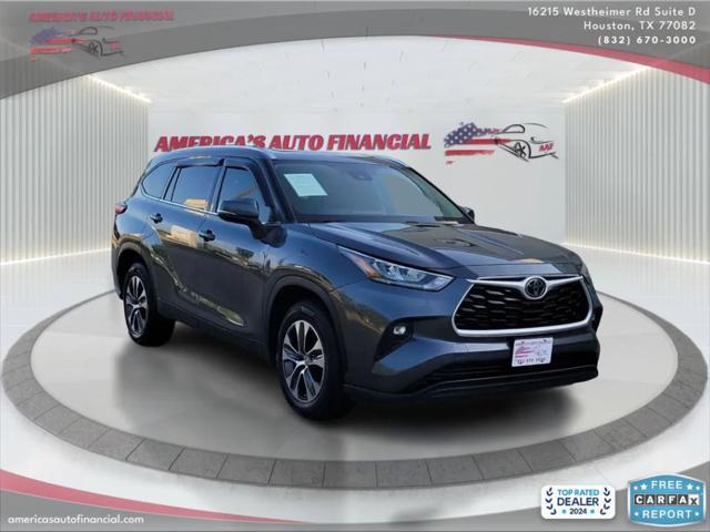 used 2020 Toyota Highlander car, priced at $27,995