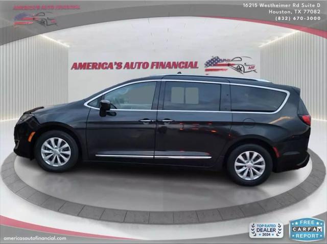 used 2019 Chrysler Pacifica car, priced at $15,495