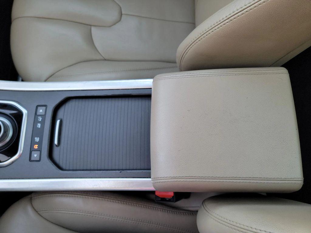 used 2015 Land Rover Range Rover Evoque car, priced at $13,995