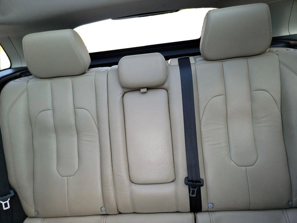 used 2015 Land Rover Range Rover Evoque car, priced at $13,995