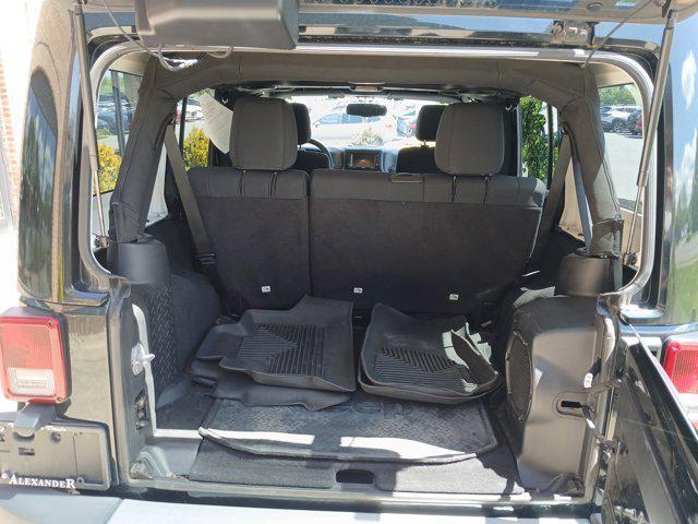 used 2012 Jeep Wrangler Unlimited car, priced at $15,500