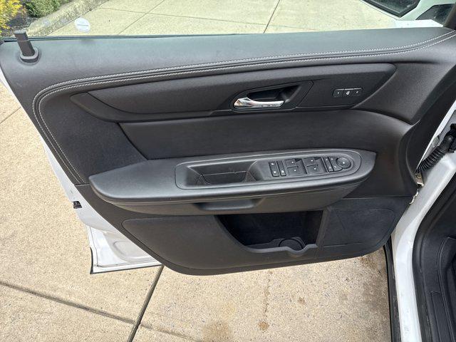 used 2017 Chevrolet Traverse car, priced at $13,300