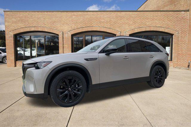 new 2025 Mazda CX-90 car, priced at $47,290