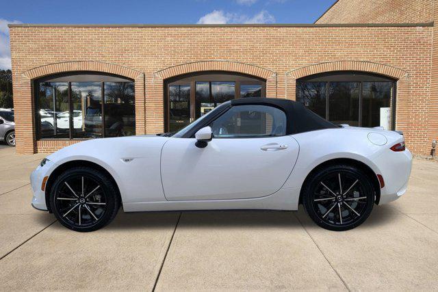 new 2025 Mazda MX-5 Miata car, priced at $38,270
