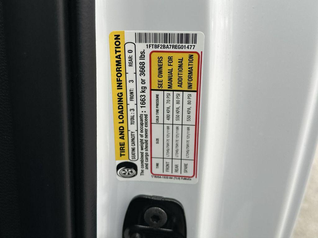 new 2024 Ford F-250 car, priced at $46,227