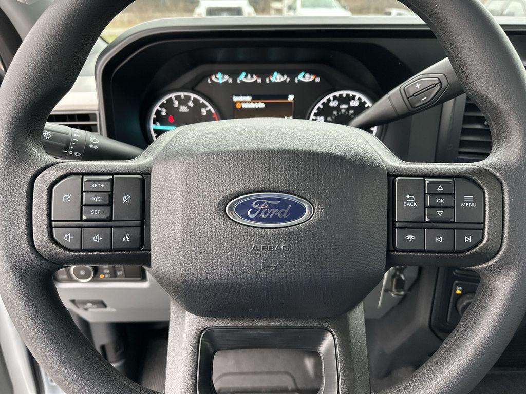 new 2024 Ford F-250 car, priced at $46,227