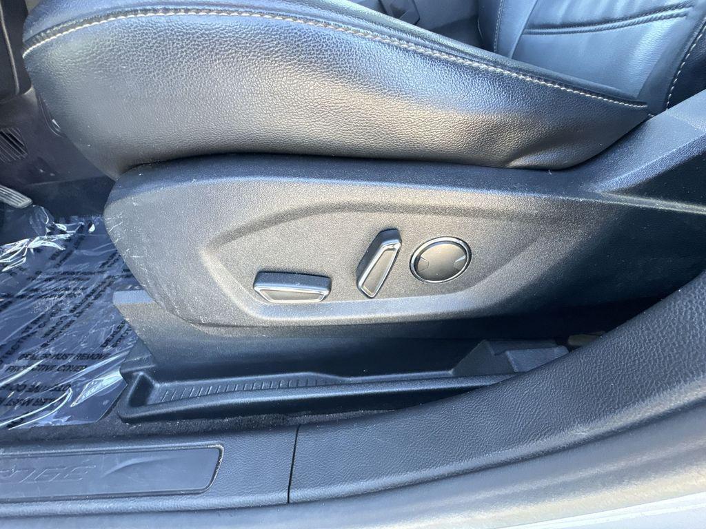 used 2015 Ford Edge car, priced at $11,772