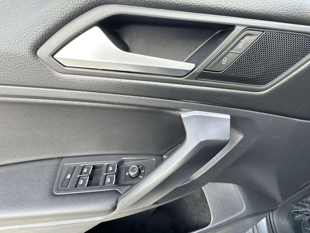 used 2021 Volkswagen Tiguan car, priced at $17,914