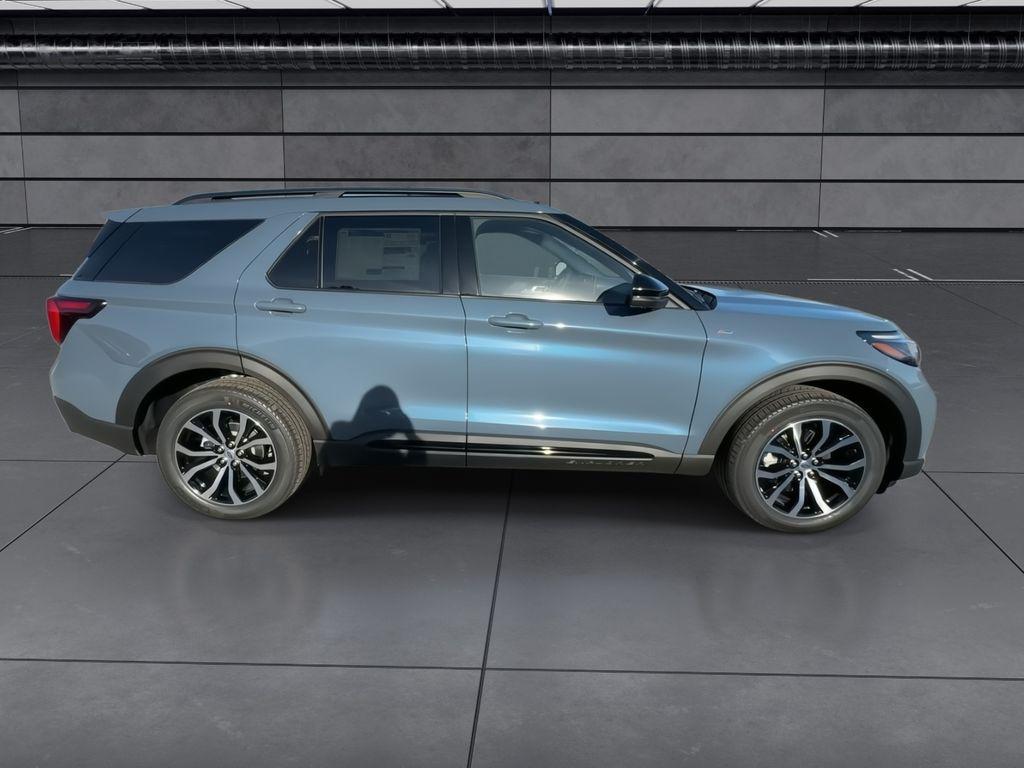 new 2026 Ford Explorer car, priced at $47,695