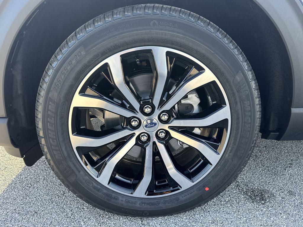 new 2026 Ford Explorer car, priced at $47,695