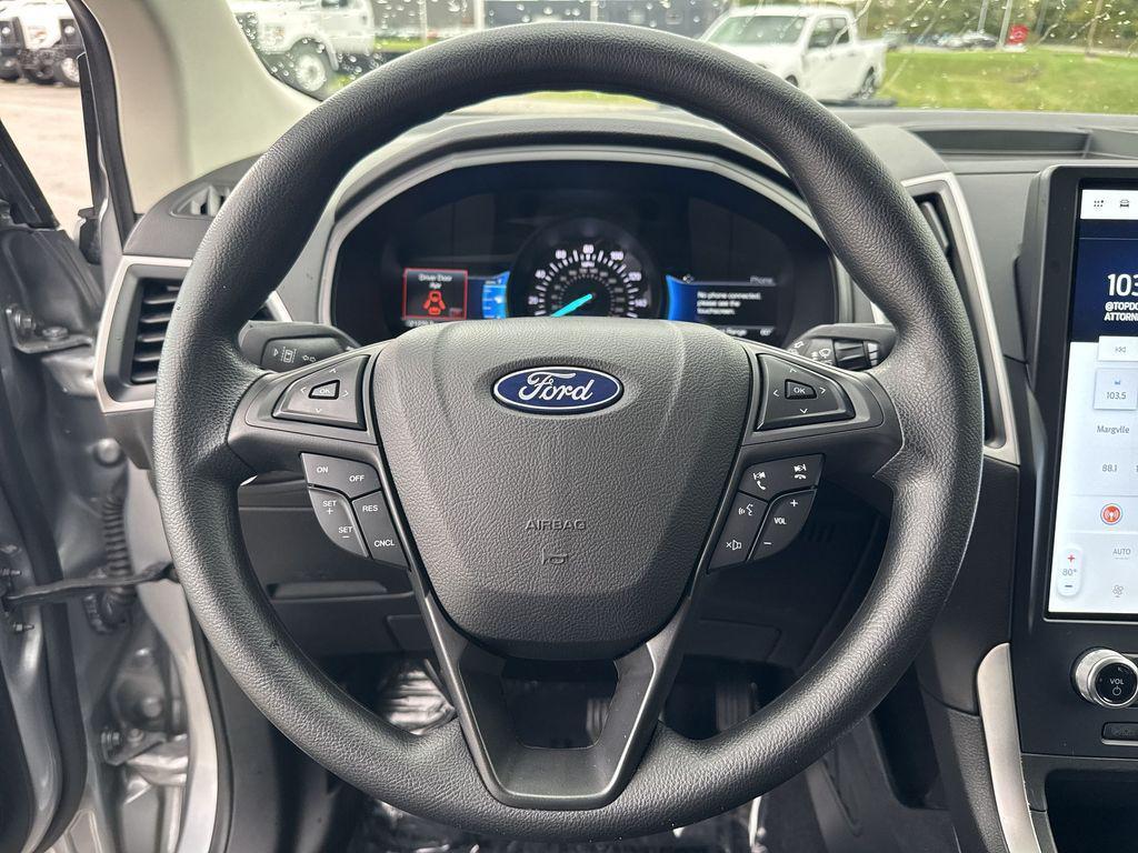 used 2022 Ford Edge car, priced at $21,659