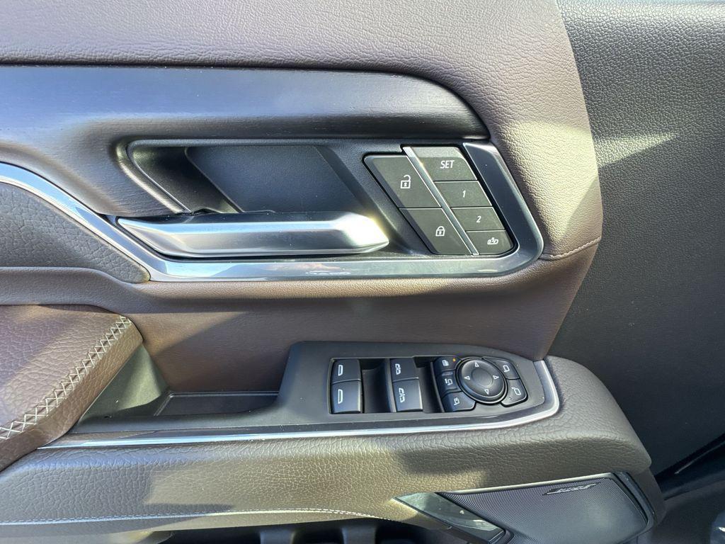 used 2025 GMC Sierra 3500 car, priced at $80,999