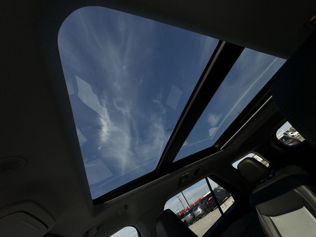 used 2023 Ford Explorer car, priced at $32,999