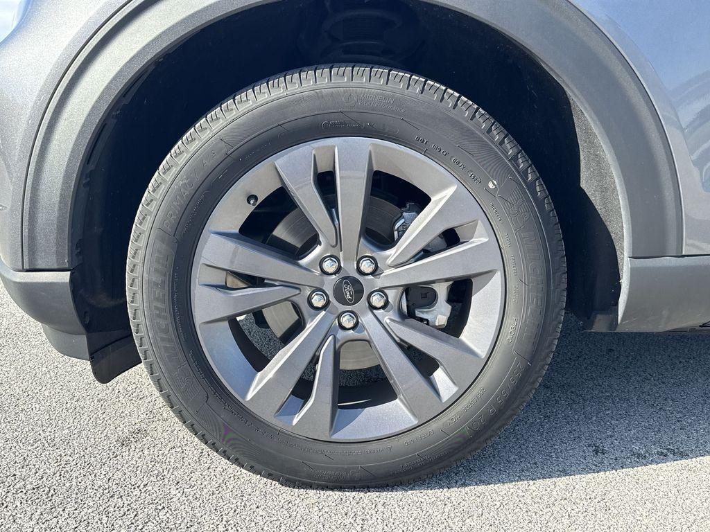 used 2023 Ford Explorer car, priced at $32,999