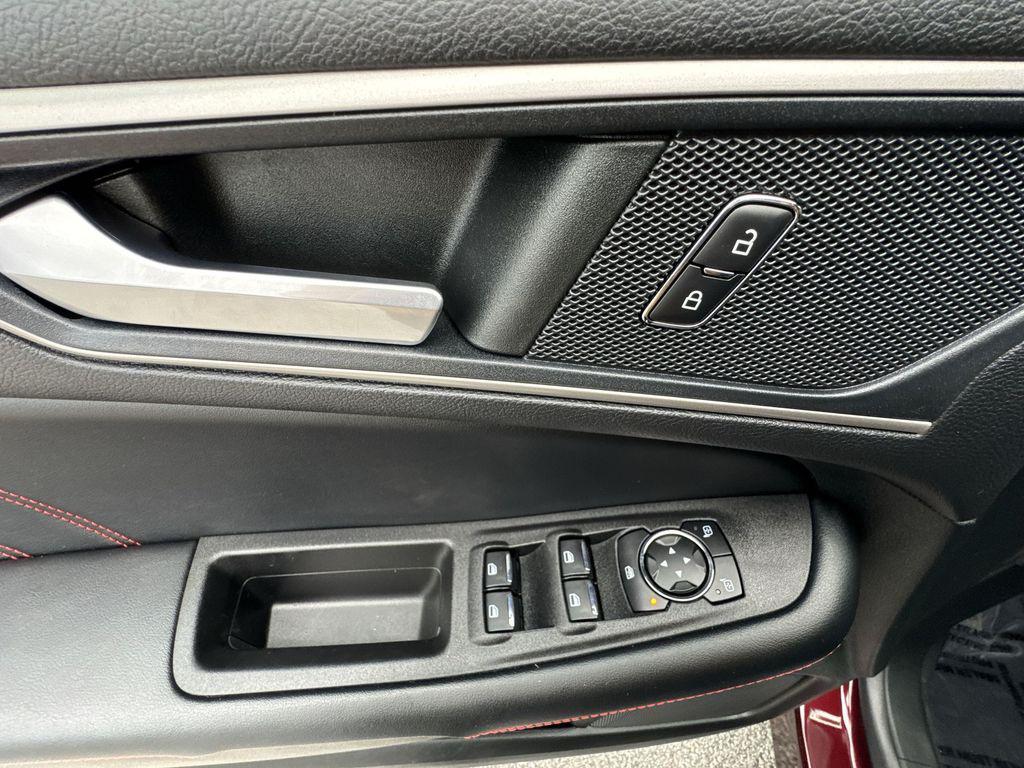 used 2023 Ford Edge car, priced at $25,645