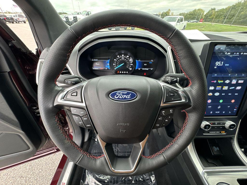 used 2023 Ford Edge car, priced at $25,645