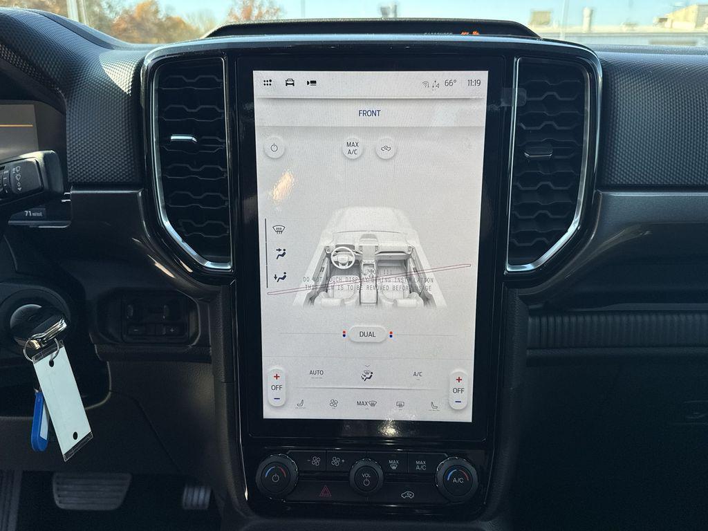 new 2025 Ford Ranger car, priced at $40,969