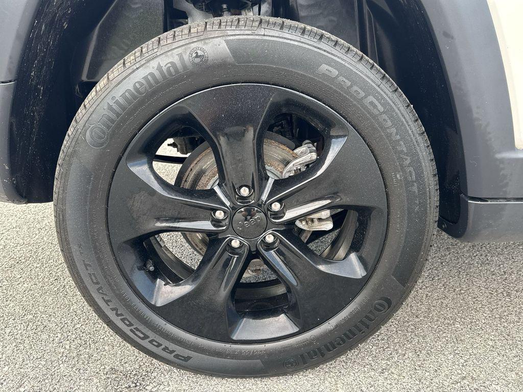 used 2020 Jeep Compass car, priced at $18,689
