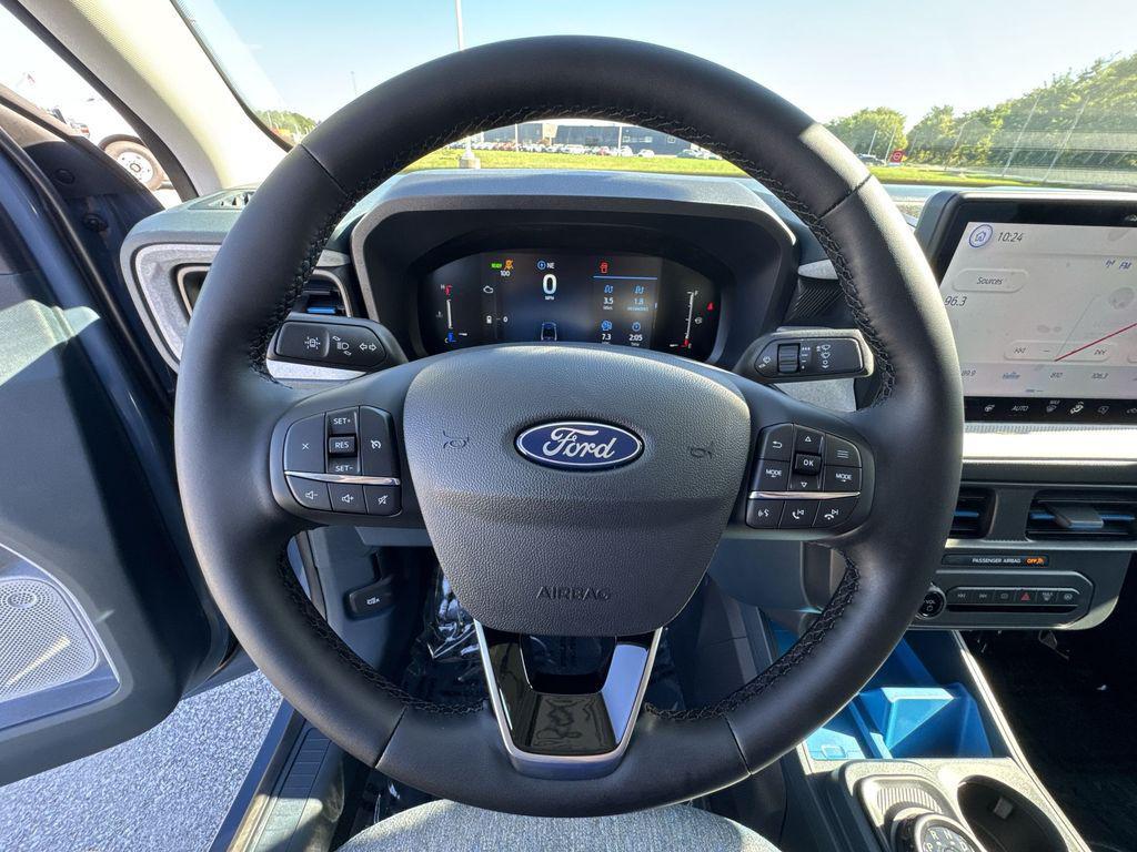 new 2025 Ford Maverick car, priced at $32,674