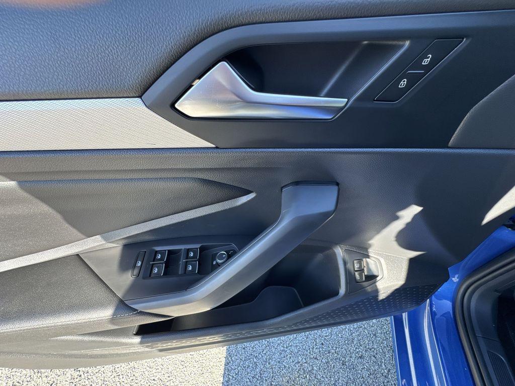 used 2022 Volkswagen Jetta car, priced at $17,999