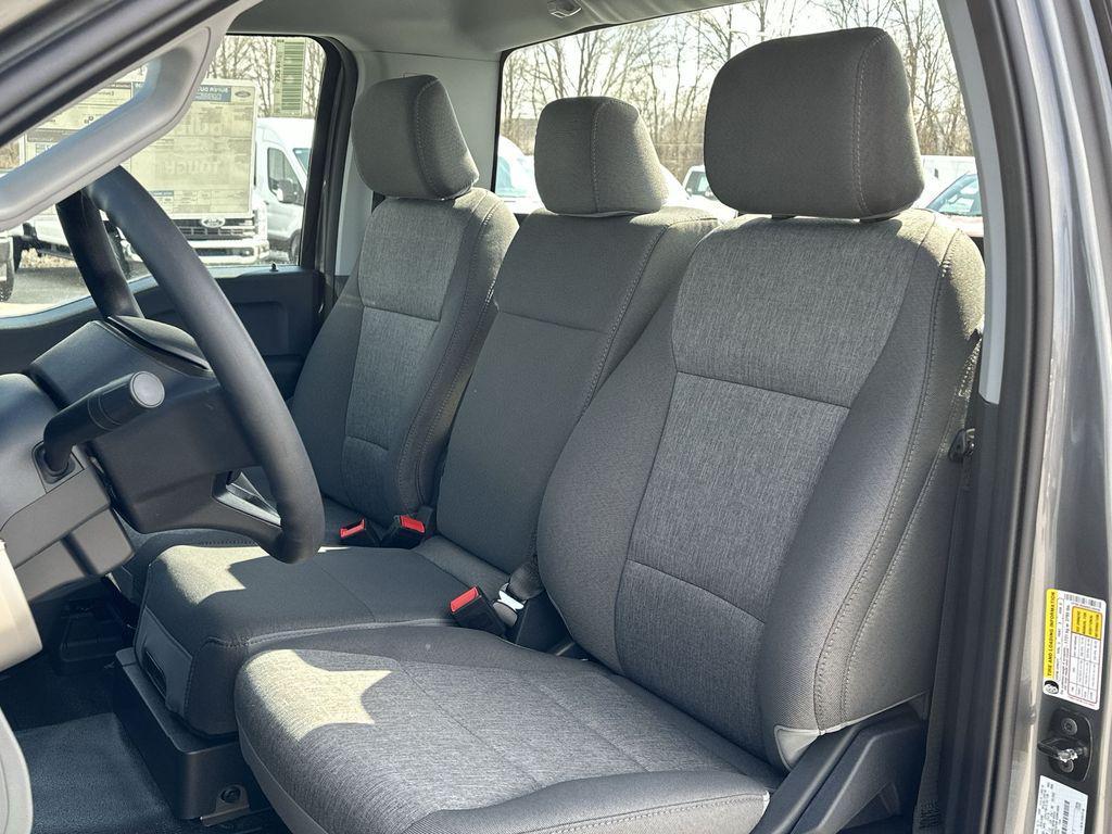 new 2025 Ford F-250 car, priced at $46,302