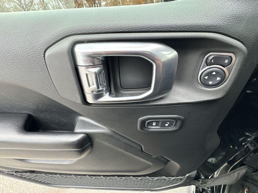 used 2021 Jeep Wrangler car, priced at $31,991