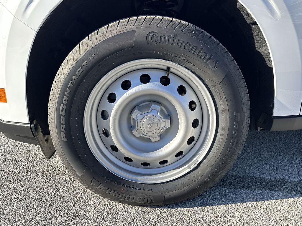 new 2025 Ford Maverick car, priced at $30,570