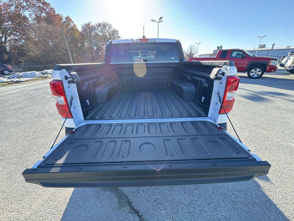 new 2025 Ford Maverick car, priced at $30,570