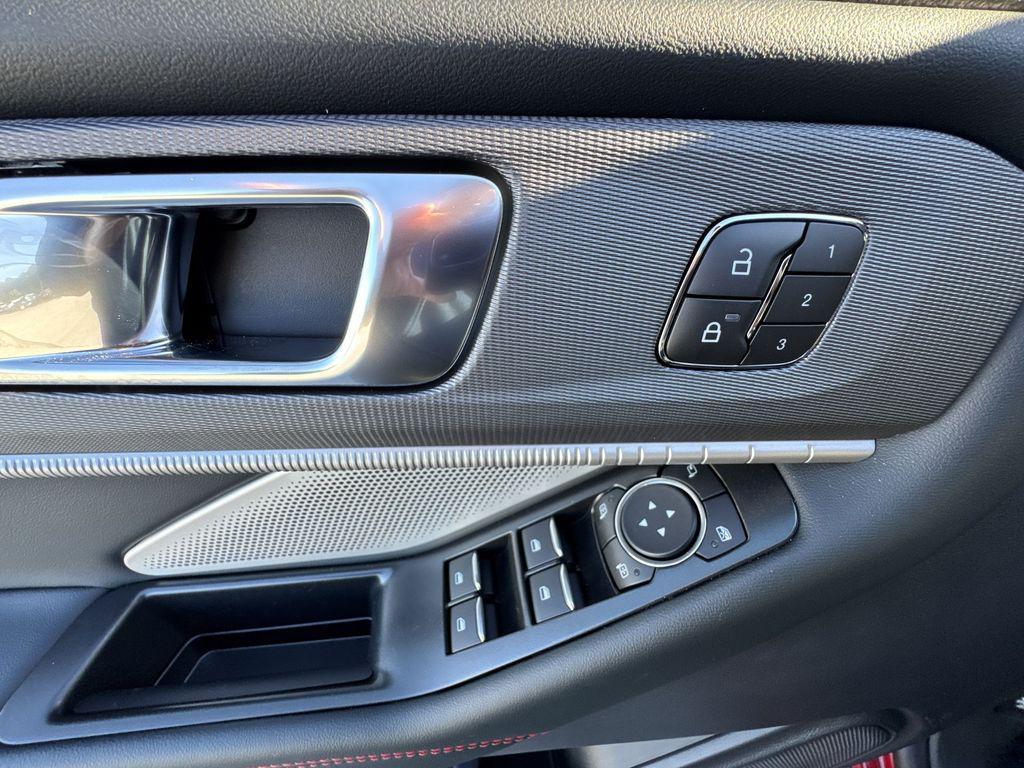 new 2025 Ford Explorer car, priced at $63,472