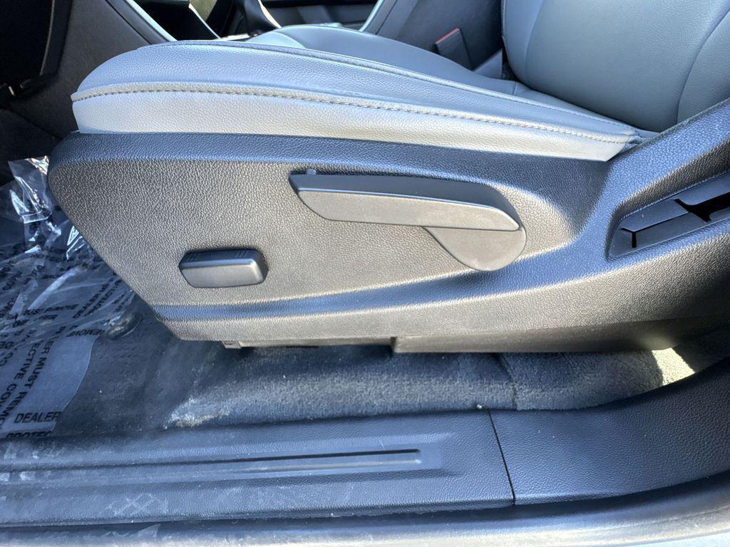 used 2022 Chevrolet Colorado car, priced at $24,995