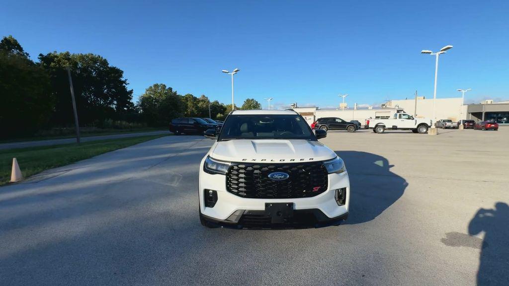 new 2025 Ford Explorer car, priced at $56,294