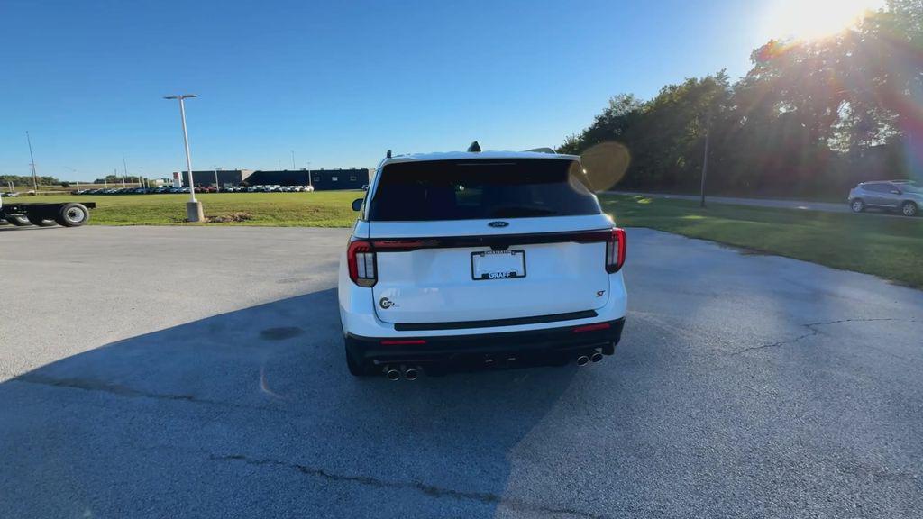 new 2025 Ford Explorer car, priced at $56,294