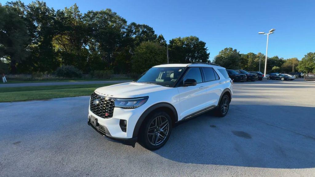 new 2025 Ford Explorer car, priced at $56,294