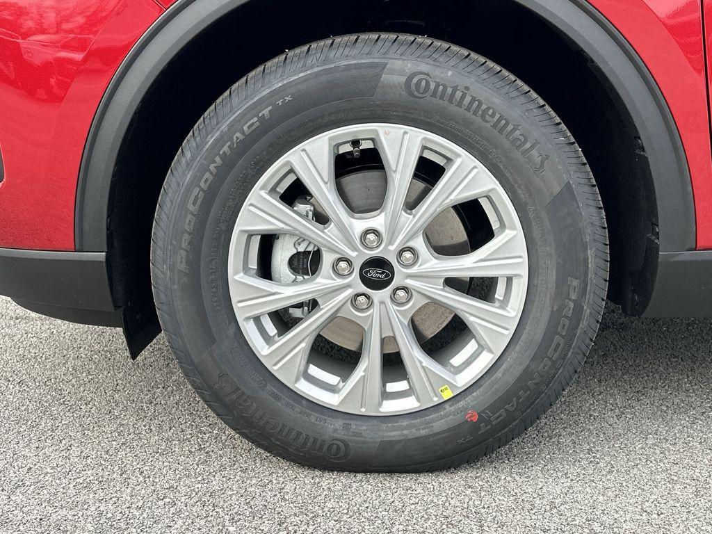 new 2025 Ford Escape car, priced at $26,995