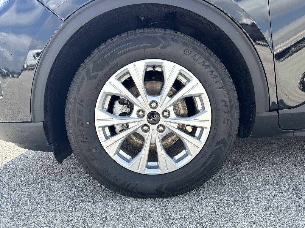 used 2024 Ford Escape car, priced at $20,950