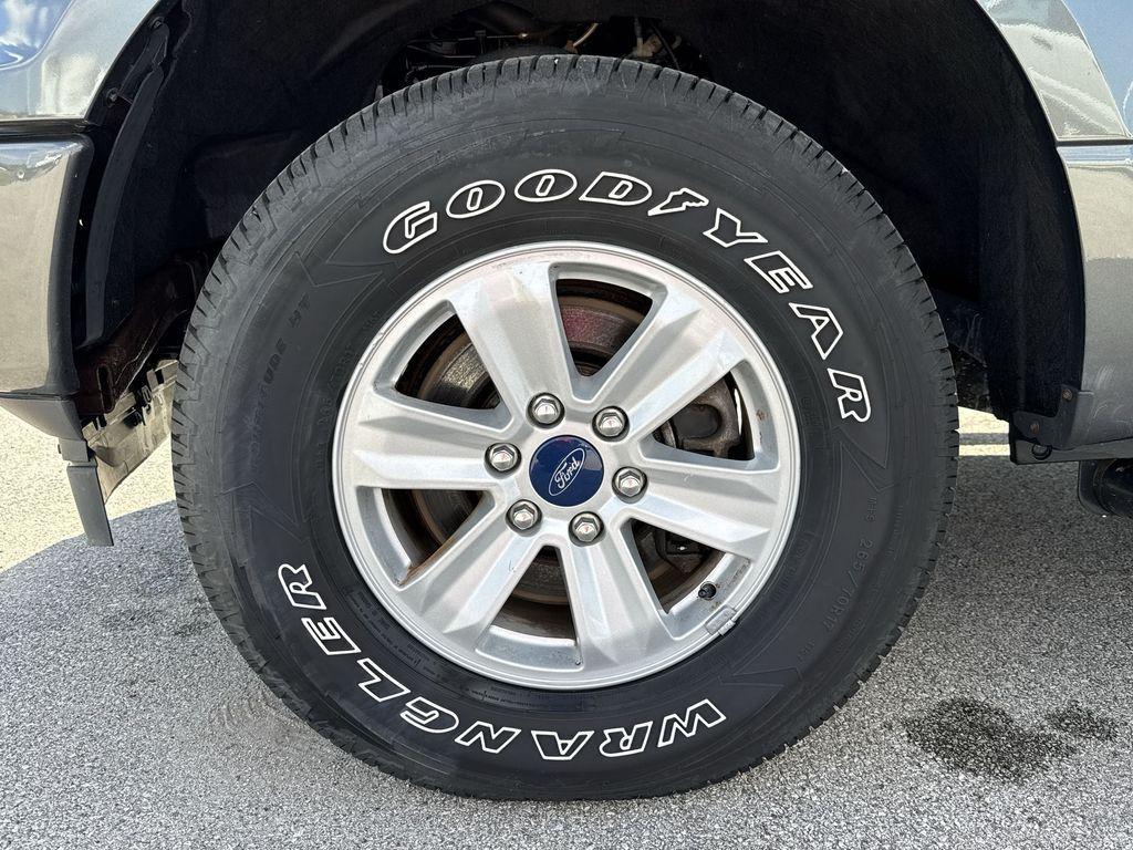 used 2020 Ford F-150 car, priced at $27,939
