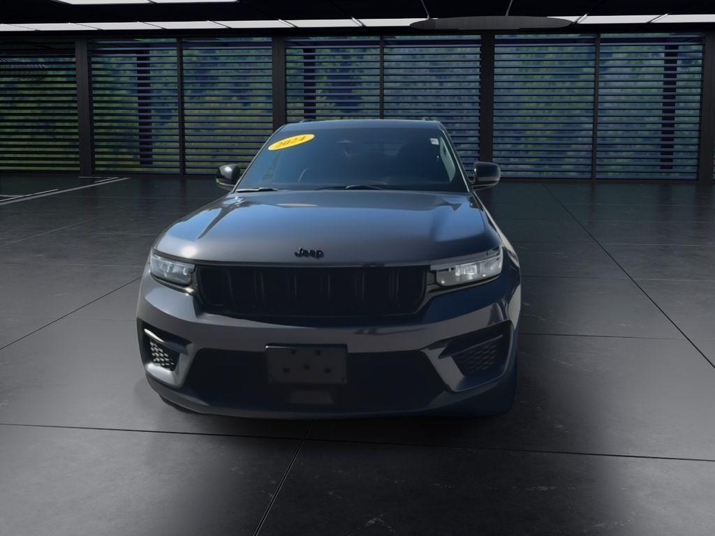 used 2024 Jeep Grand Cherokee car, priced at $34,601