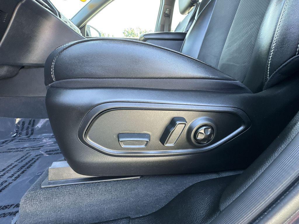 used 2024 Jeep Grand Cherokee car, priced at $34,601